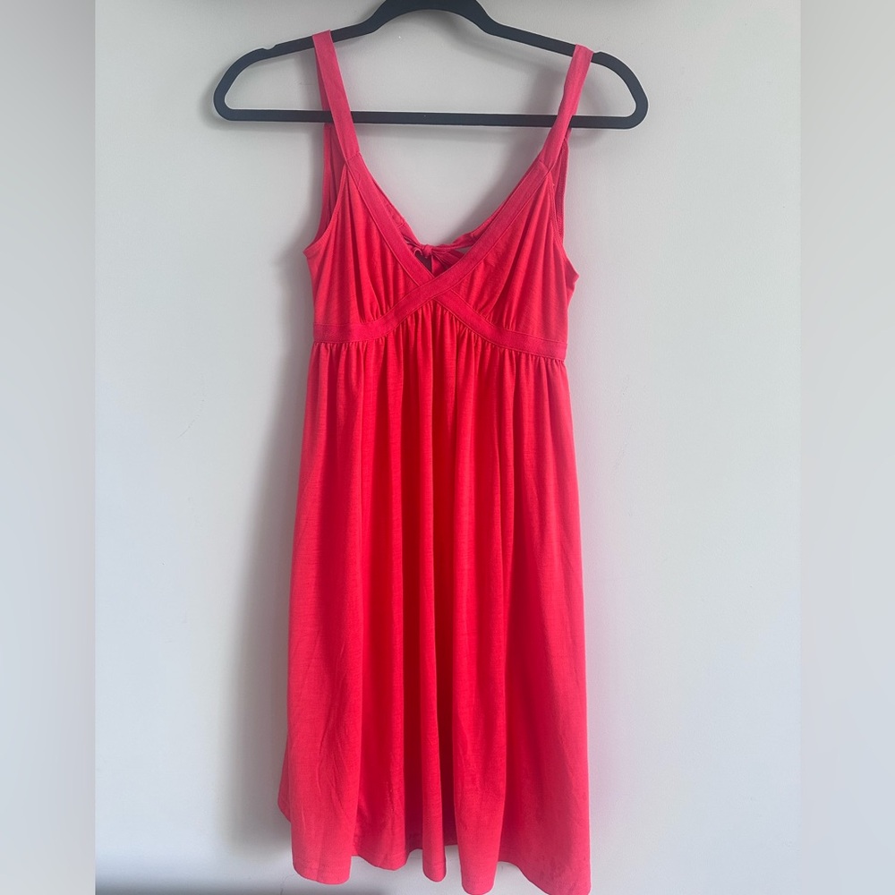 🌺 Forever 21 Summer Dress – Size Small | Open-Back with Adjustable Tie 🌺